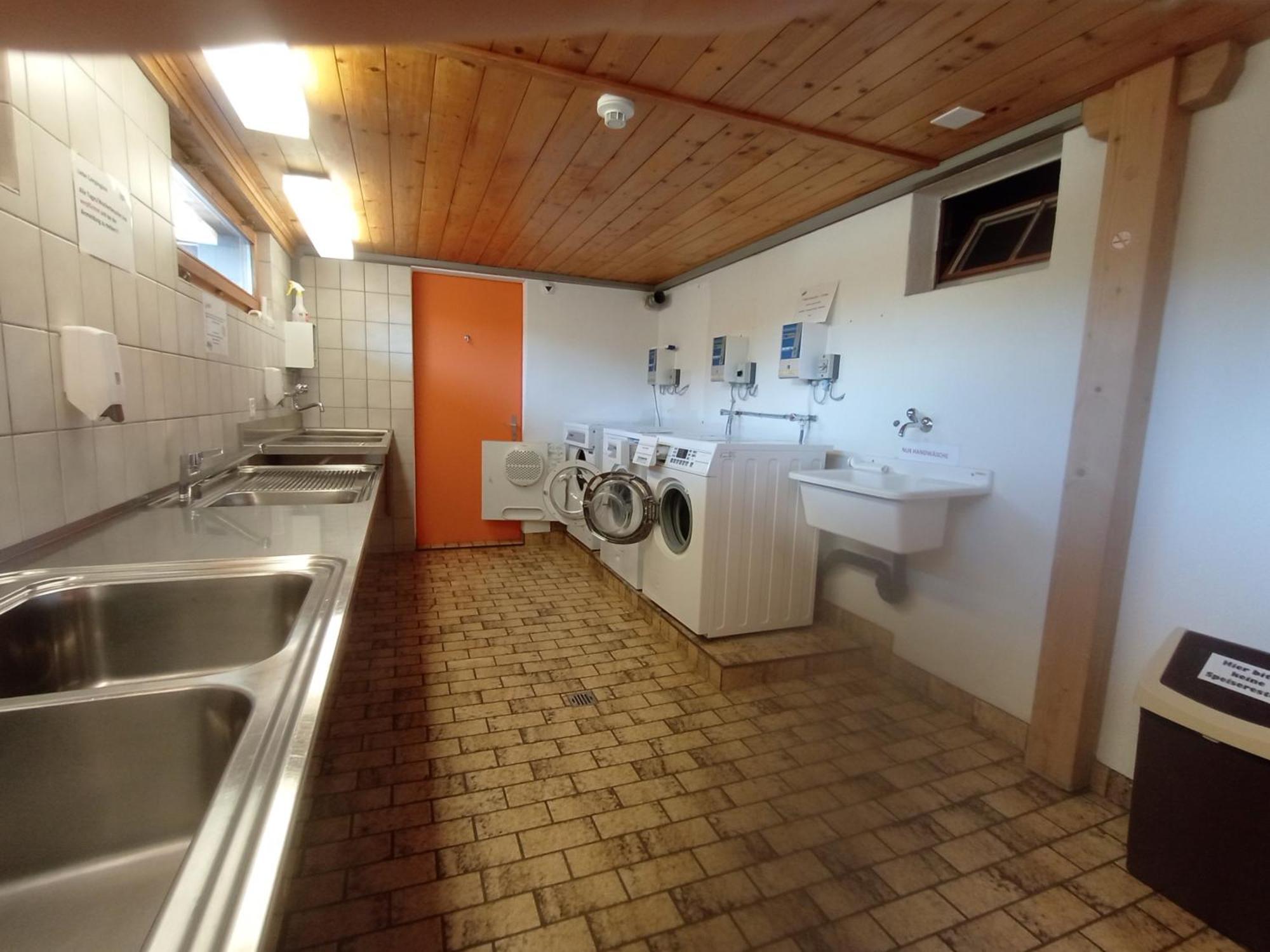 Chambre Double Doppelzimmer Camping Jaunpass Boltigen Luaran gambar